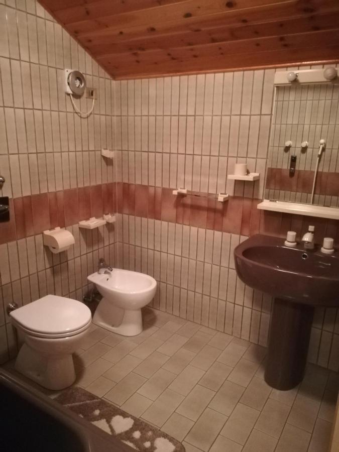 Tettuccio Montesole Aparthotel Ponte Di Legno Ngoại thất bức ảnh